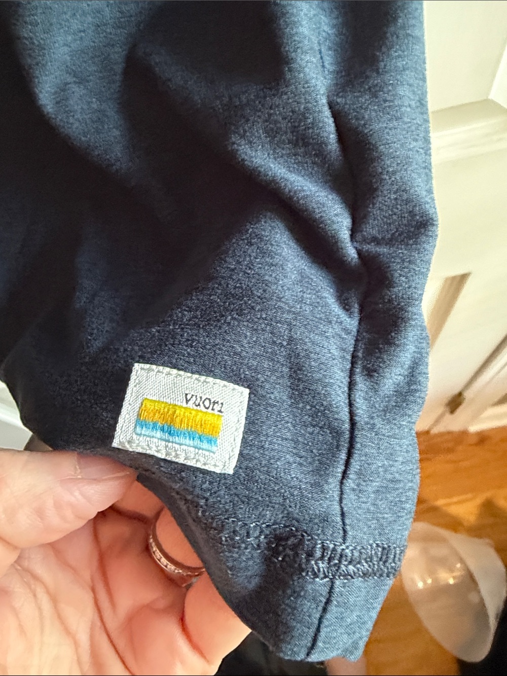 Viouri XL men’s tee - Picture 2 of 3